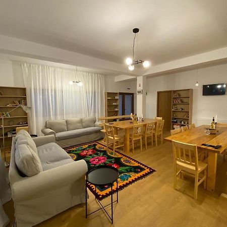 Отель Casuta De La Munte Sfodea Экстерьер фото